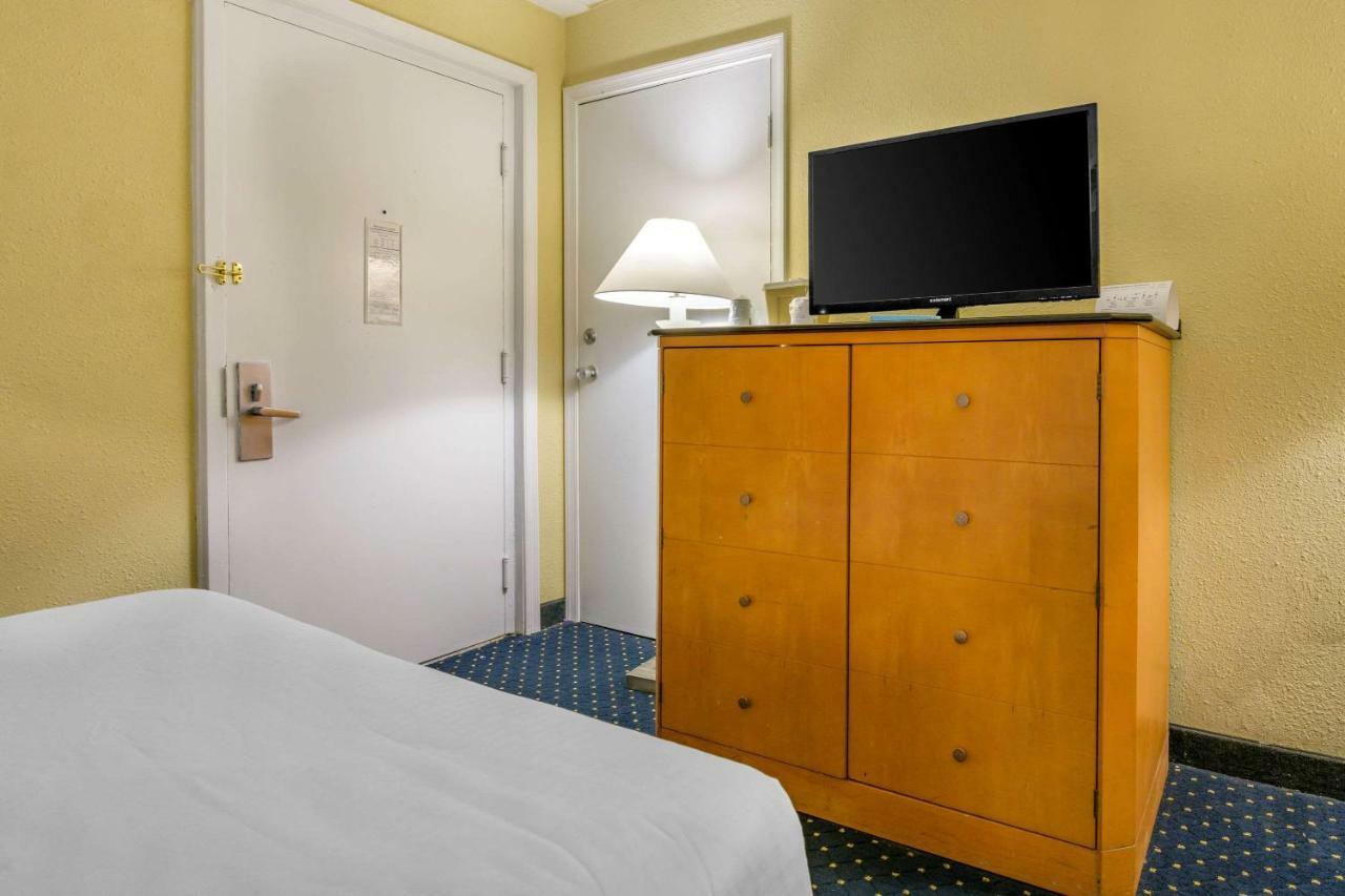 Aire Hotel Lebanon Hershey Εξωτερικό φωτογραφία