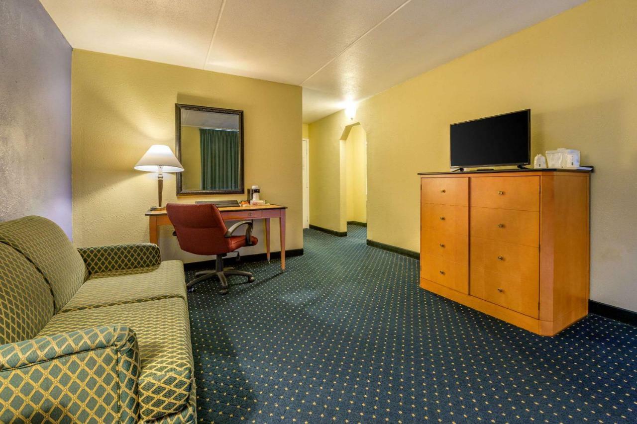 Aire Hotel Lebanon Hershey Εξωτερικό φωτογραφία